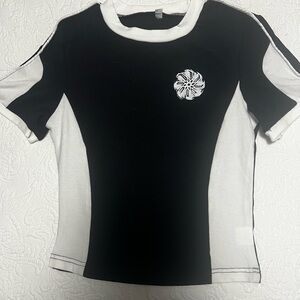 Monochrome Floral Women's Short Sleeve Tee